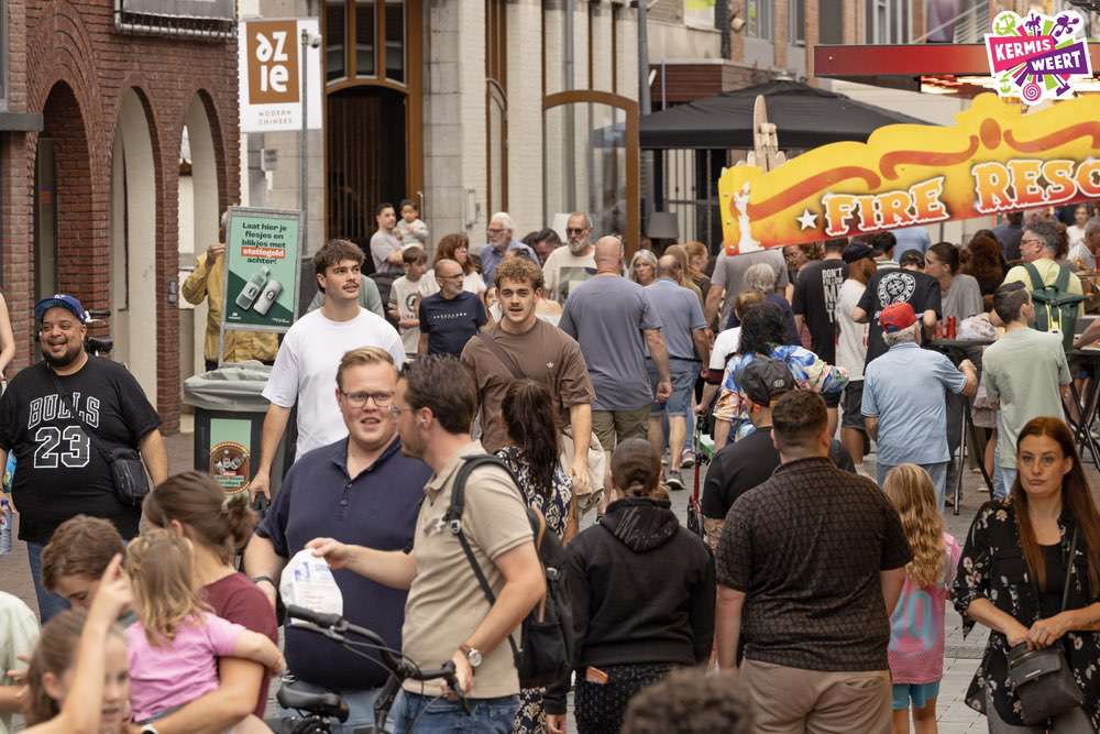 Foto: 'Afsluiting kermis 014'.